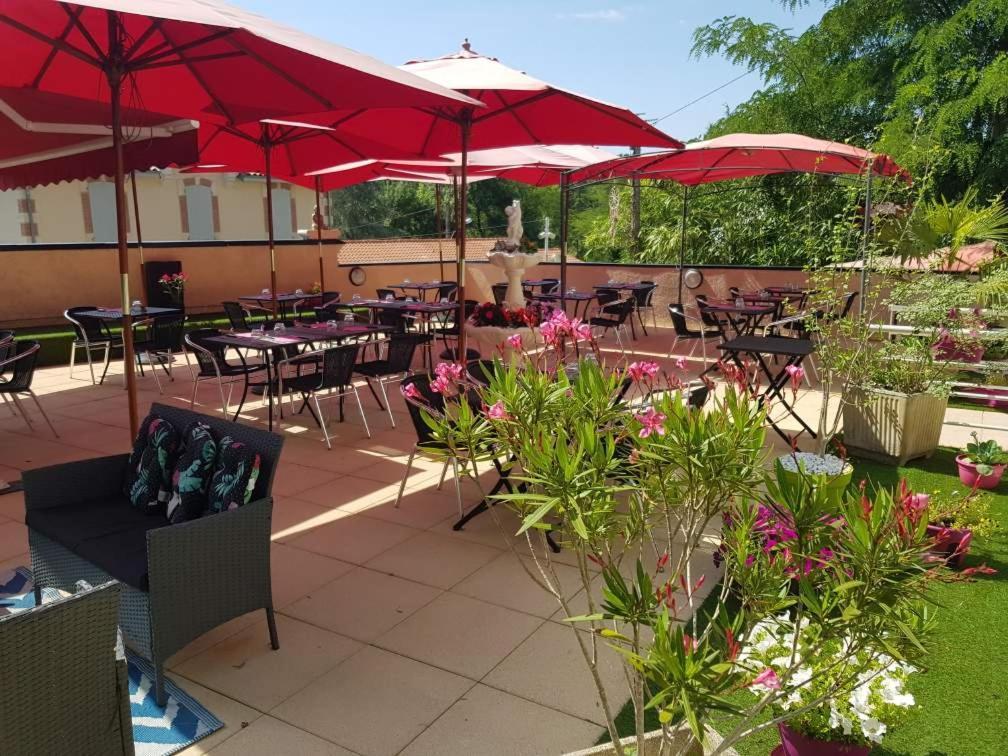 ברבוטן-לה-באינס Hotel Restaurant Les Kakis מראה חיצוני תמונה