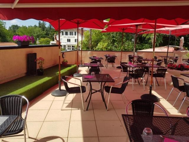 ברבוטן-לה-באינס Hotel Restaurant Les Kakis מראה חיצוני תמונה